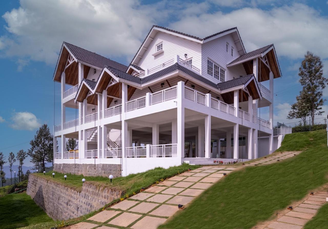 Petals Nilgiris Hotel Ооти Екстериор снимка